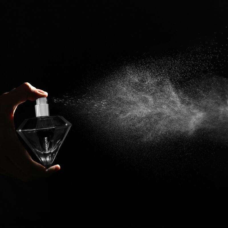 EYE OF LOVE - MATCHMAKER BLACK DIAMOND FEROMONENPARFUM TREK HAAR AAN 30 ML