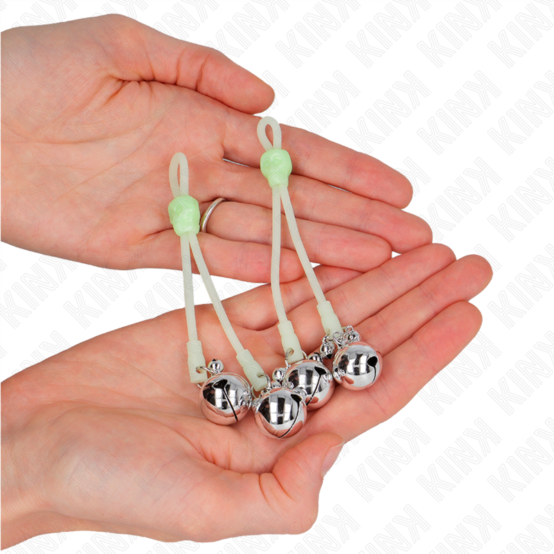 KINK - LICHTGEVENDE SCHEDEL NIPPELKLEMMEN MET BELLETJES VERSTELBAAR GROEN / ZILVER