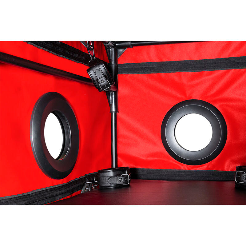 SECRET DOME - KINK CLUB LA NICHE CABINE ZWART & ROOD